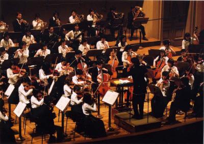 「2003年国際音楽祭 ヤング・プラハ（チェコ）」にて