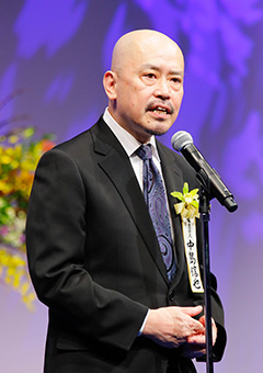 中島信也